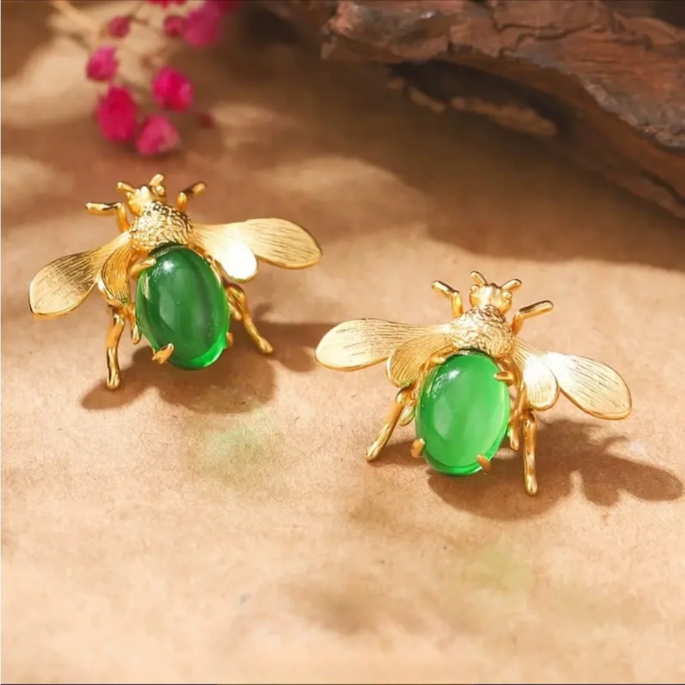Elegant Gold and Green Bee Brooch Set